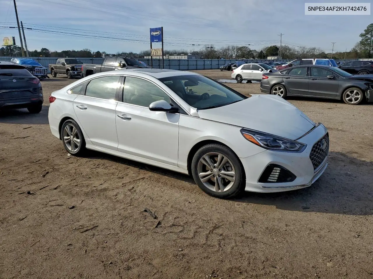 Auction sale of the 2019 Hyundai Sonata , vin: 5NPE34AF2KH742476, lot number: 72246685
