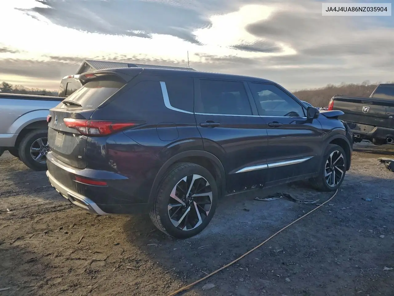 Auction sale of the 2022 Mitsubishi Outlander , vin: JA4J4UA86NZ035904, lot number: 97387035