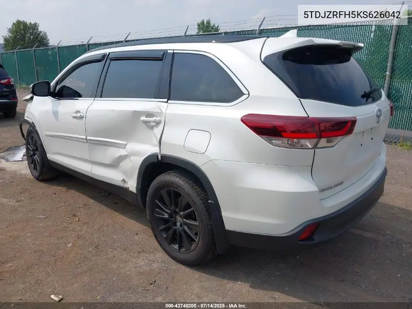 Auction sale of the 2019 Toyota Highlander , vin: 5TDJZRFH5KS626042, lot number: 42740200
